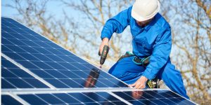Installation Maintenance Panneaux Solaires Photovoltaïques à Coubeyrac